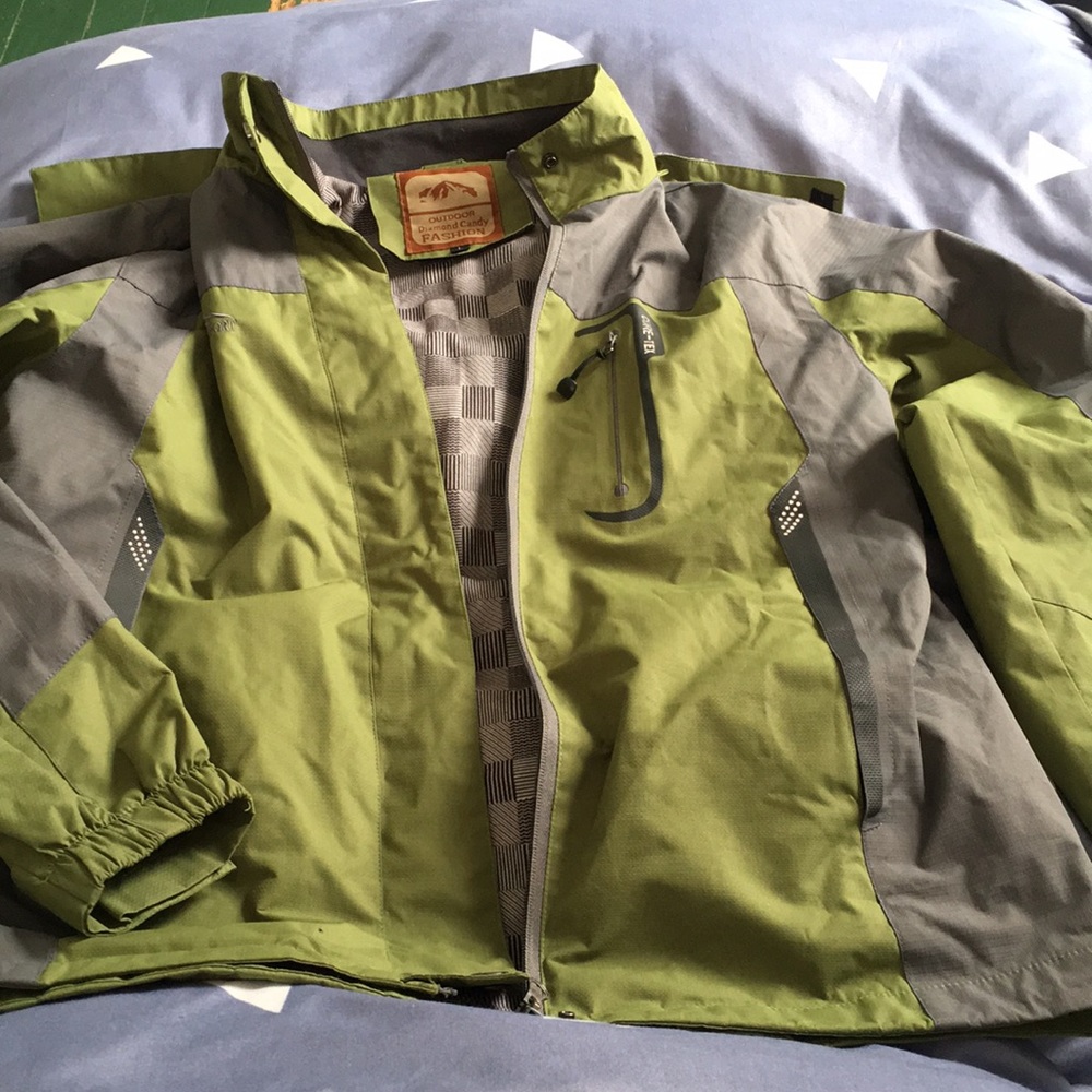 Rain coat